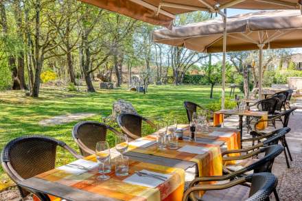 Hôtel Restaurant Gordes, Luberon · Mas de la Senancole