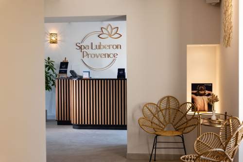 Hôtel Charme Piscine Luberon · Mas de la Senancole