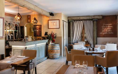Hôtel Restaurant Luberon · Mas de la Senancole