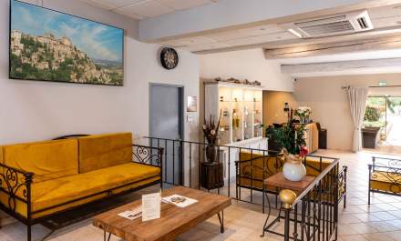 Hôtel Charme Piscine Luberon · Mas de la Senancole