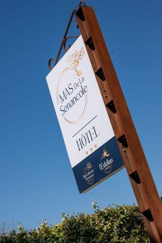 Hôtel Restaurant Gordes, Luberon · Mas de la Senancole